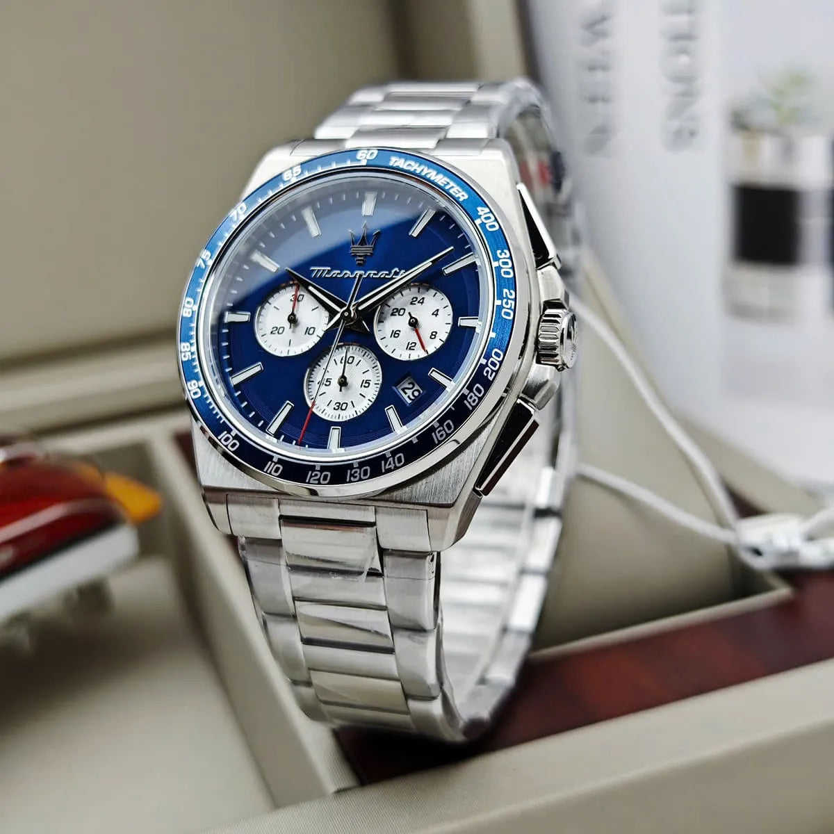R8873652005