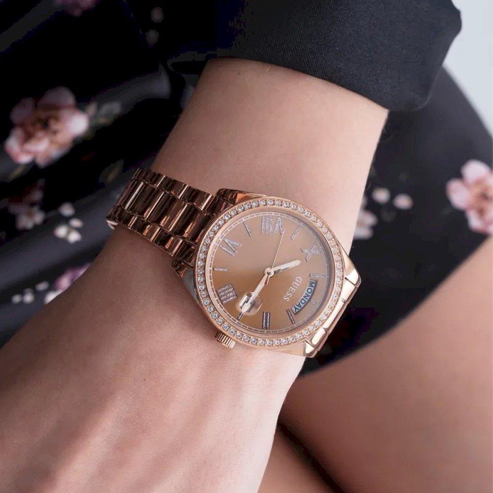 ساعة جيس للنساء GW0307L3