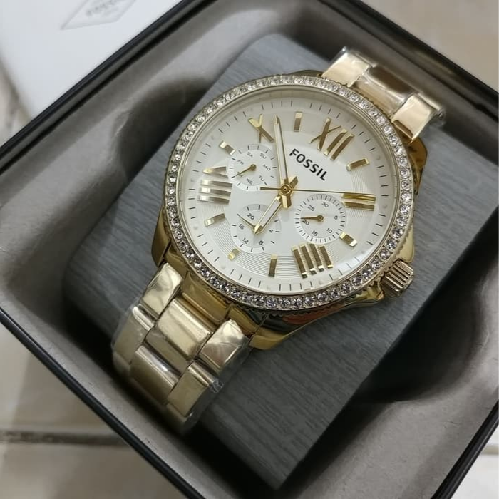 ساعة فوسيل للنساء AM4482