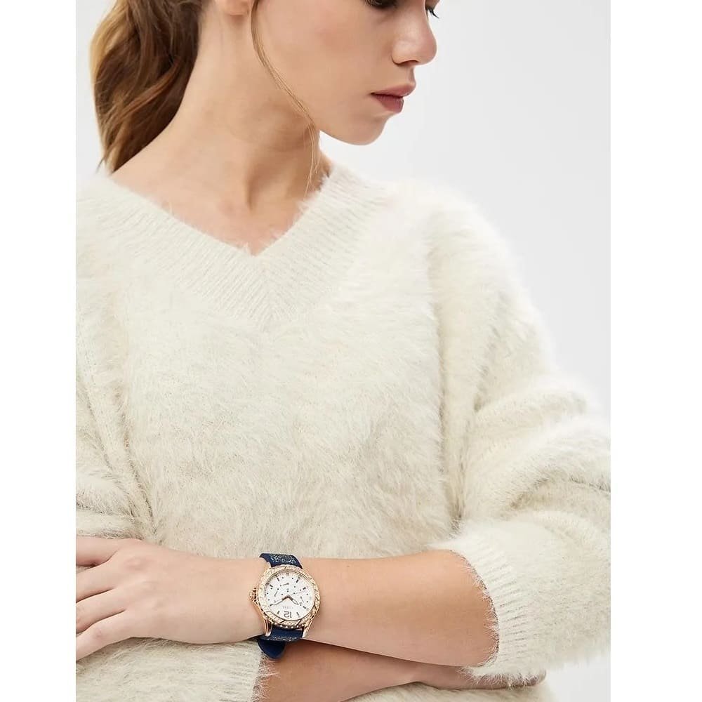 ساعة جيس للنساء W1096L4