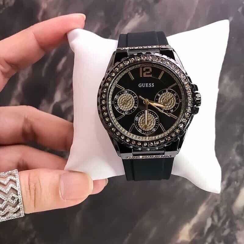 ساعة جيس للسيدات W0846L1