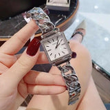 ساعة جيس للنساء W1030L1