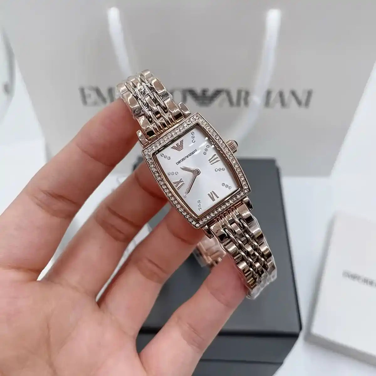 ساعة امبوريو ارماني للنساء AR11406