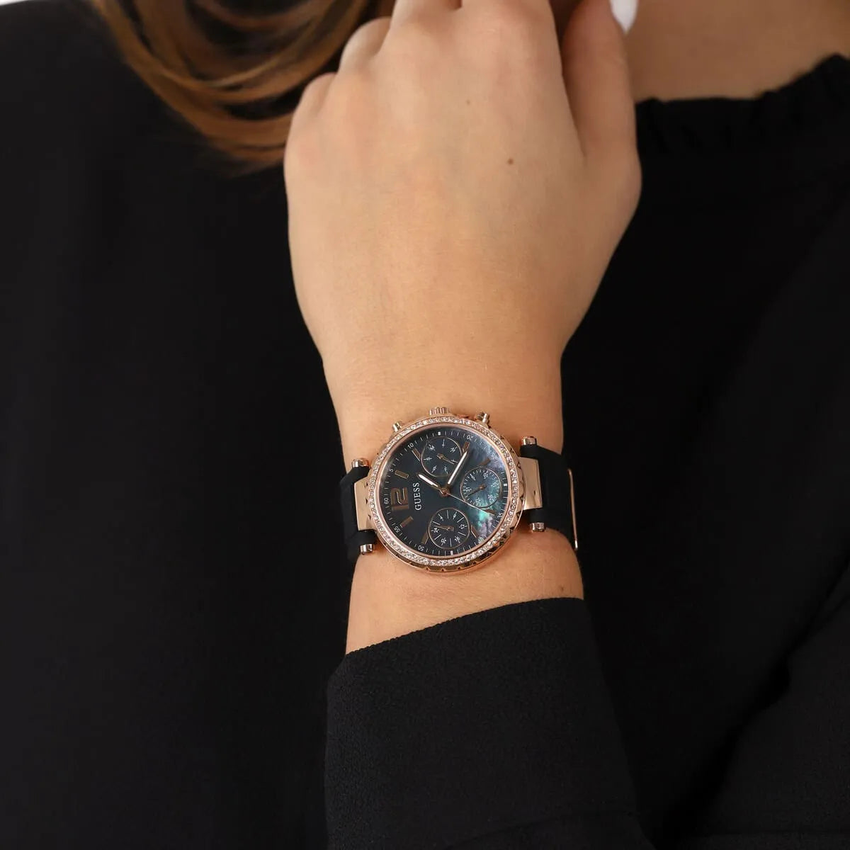 ساعة جيس للنساء GW0113L2