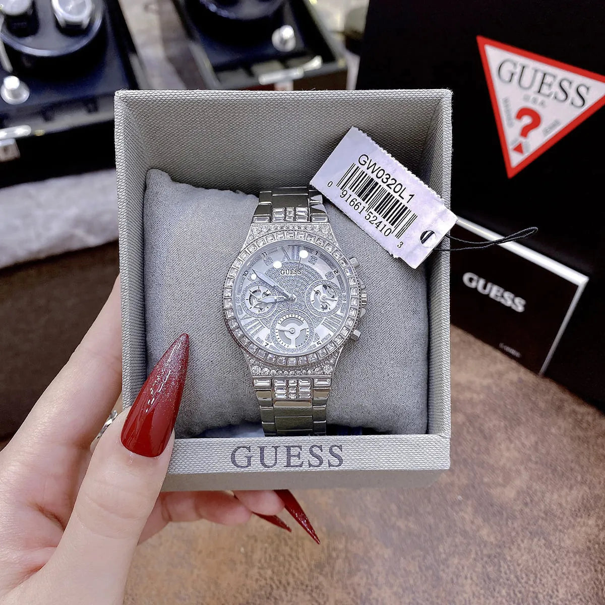 ساعة جيس للنساء GW0320L1