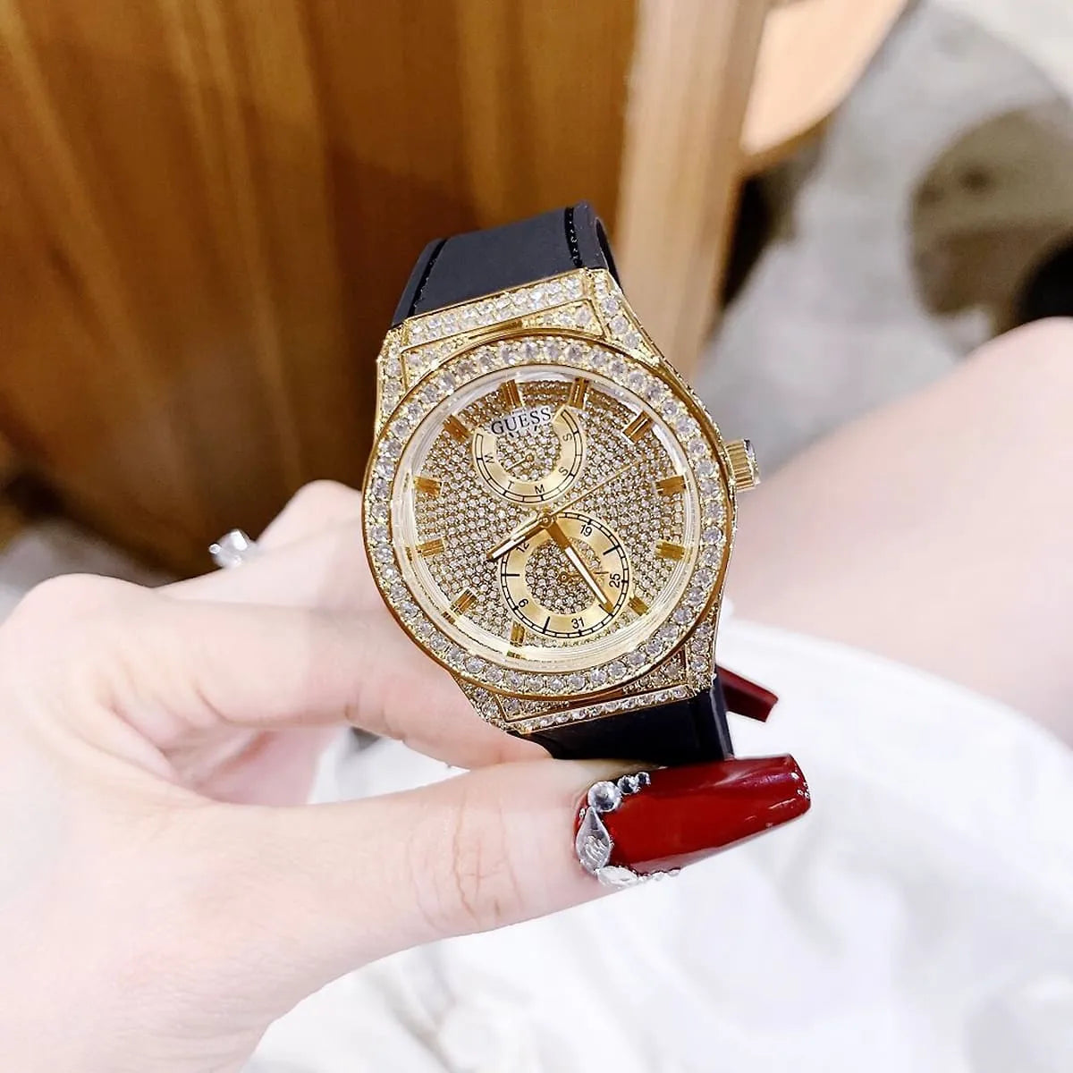 ساعة جيس للنساء GW0439L2