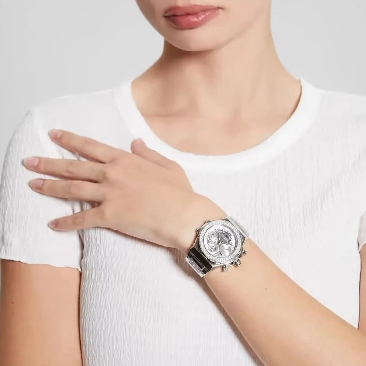 ساعة جيس للنساء GW0552L1