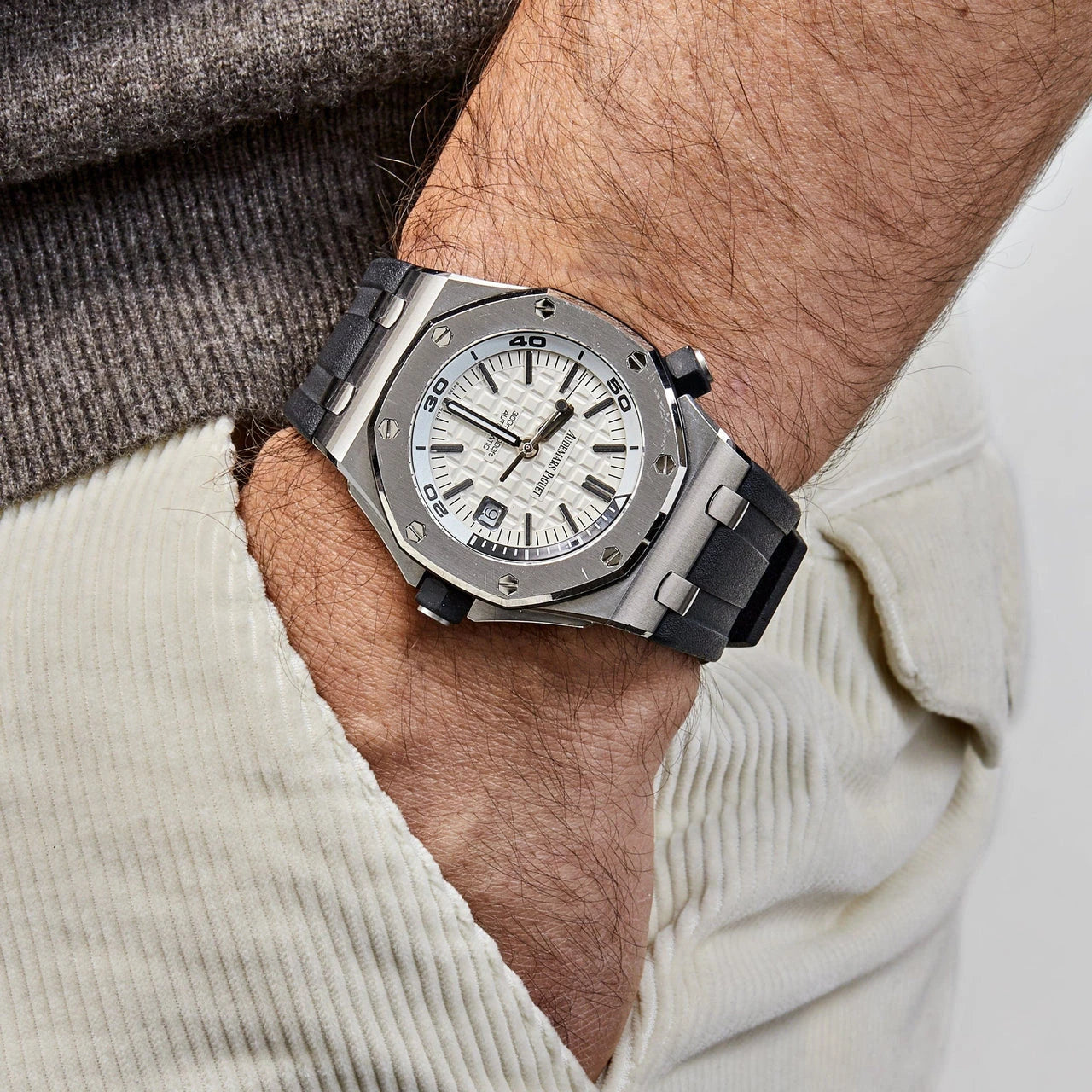 ساعة اوديمار بيغيه رويال أووك أفشور ميرور أوريجنال