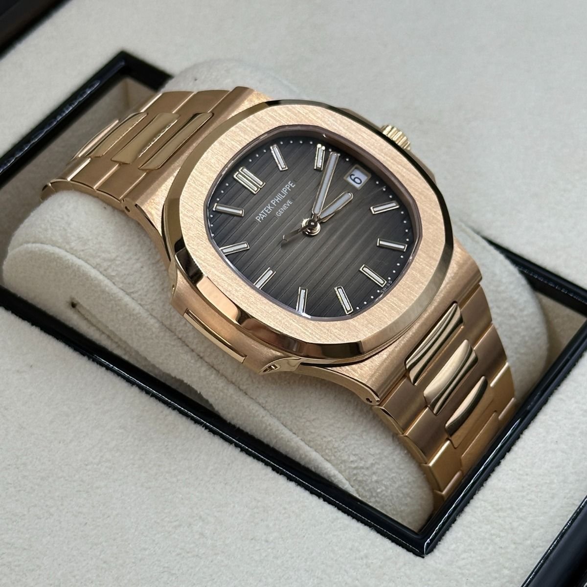 Patek Philippe Nautilus 5711/1R-001 Super Clone