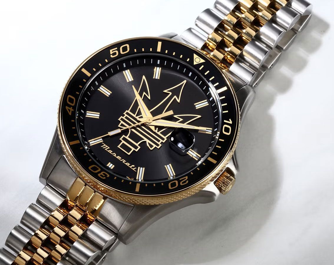 ساعة مازيراتي للرجال R8853140009