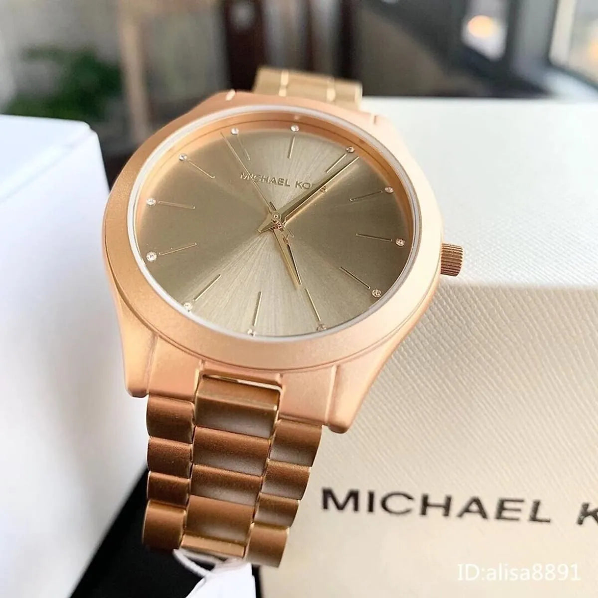 ساعة مايكل كورس للنساء MK4501