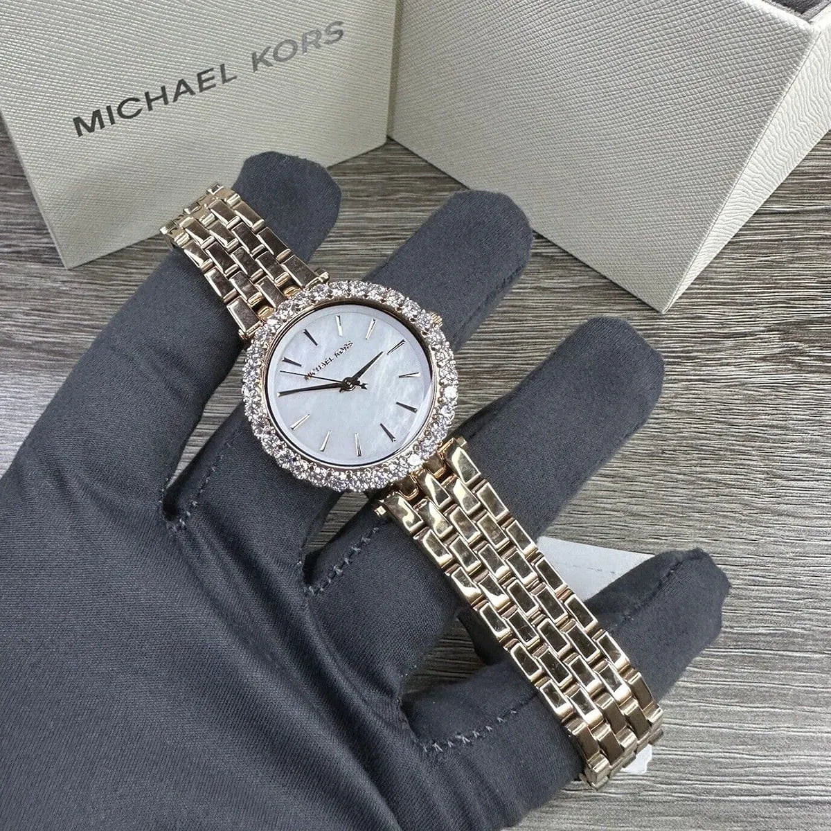 ساعة مايكل كورس للنساء MK4514