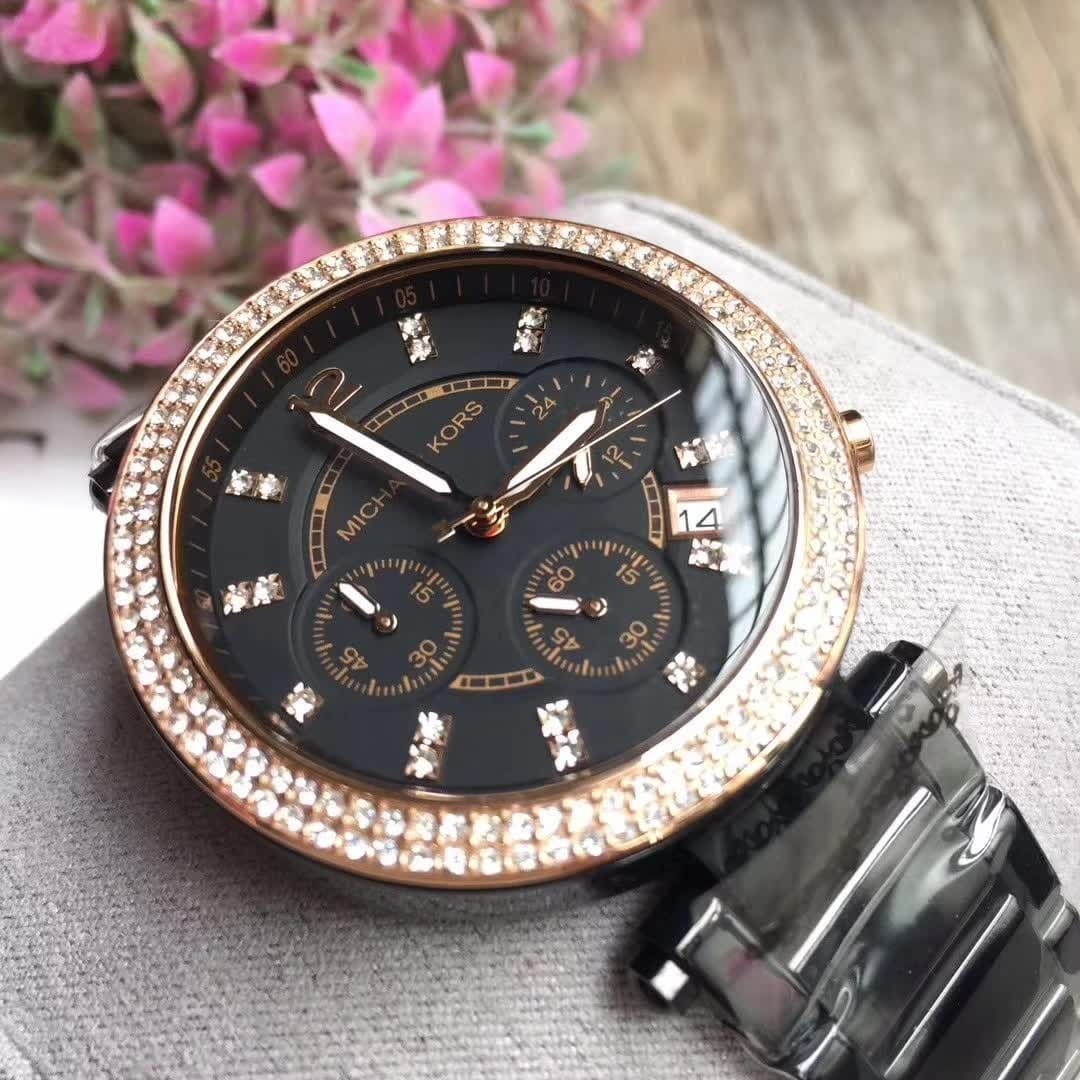 ساعة مايكل كورس للنساء MK5885