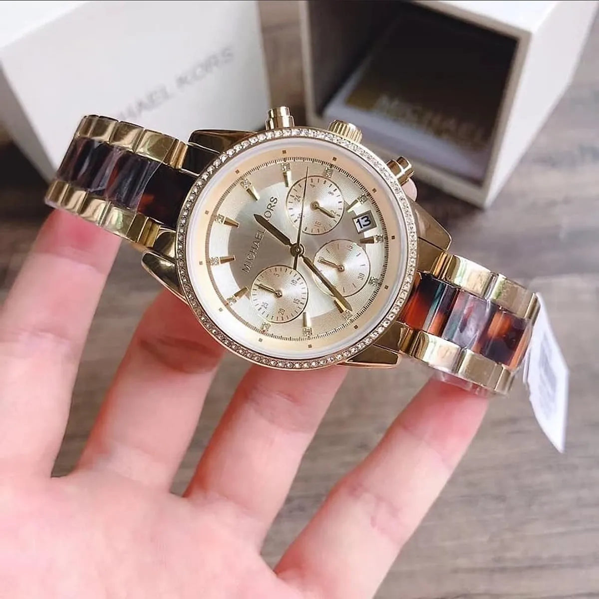 ساعة مايكل كورس للنساء MK6322