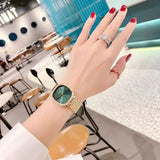 ساعة جيس للنساء GW0354L5