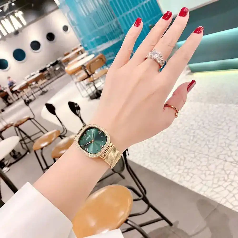 ساعة جيس للنساء GW0354L5