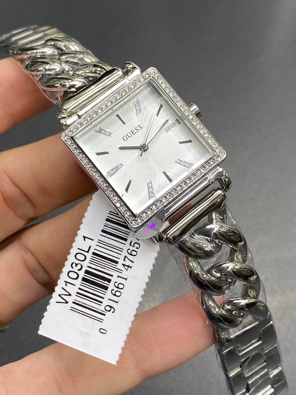 ساعة جيس للنساء W1030L1
