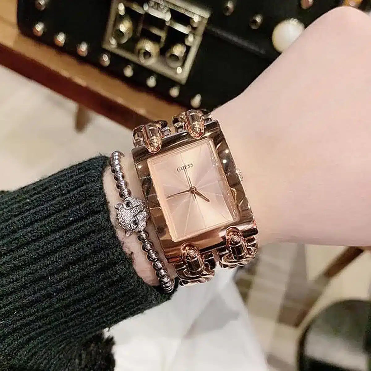 ساعة جيس للنساء W1117L3